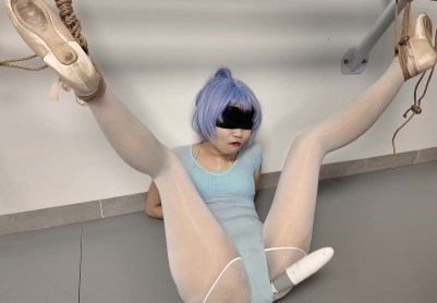 【海砂原创】撞破清冷芭蕾少女不为人知的好色一面