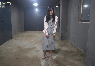 【一绳有你】【嫉妒的代价】女大学生因嫉妒投毒致命被捕提审脚镣手铐金属架供认不讳砸上死镣挂牌宣判五花大绑押刑场