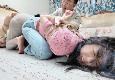 【枫叶工作室】剧情片—《母女劫难》重制版 单亲妈妈因无钱交房租被房东胁迫 女儿发现隐情被房东捂晕一同被捆绑囚禁