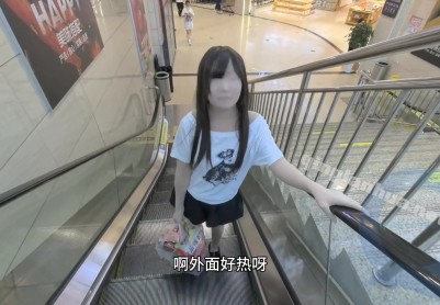 【FXX】有史以来最社牛片，逛大型商超、古镇买特产、皮鞋走得脚疼又去商业街买鞋、最后逛累了去菜市场买菜回家做饭，内容超级丰富