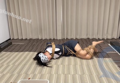【象人工作室】【嗷嗷】女商业间谍抓获！欧式直臂凌乱细绳绑架装箱！ 下