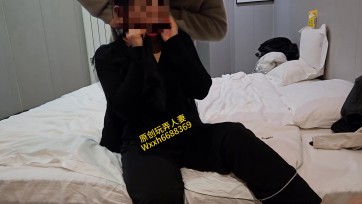 【9588】一个人妻为了钱接受我的调教，一直不愿意戴口枷，只能拿出棒棒，没想到一会就GC了，还主动抱着我，看来是饥渴很久了