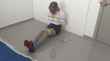 【兔兔兔TU】自娱自乐第 25 弹 职业装下的捆绑