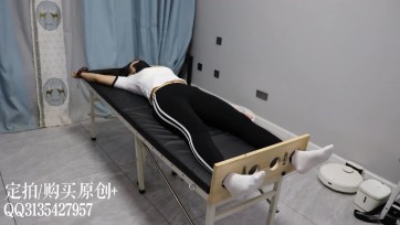 【咕咕原创】刑床驾驶员2！超级超级怕痒模特糖糖的第二部TK片~超怕痒运动服少女体验严厉TK，怕痒到隔空都能挠痒（笑）53分钟TK尊享版