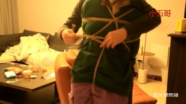 【小五哥原创】入室第二部（原味丝袜塞嘴，黑丝勒嘴）