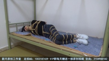 【新月原创】【红豆】绳模之路 以绳模身份进行照片拍摄的伪剧情片 丝袜堵嘴很棒
