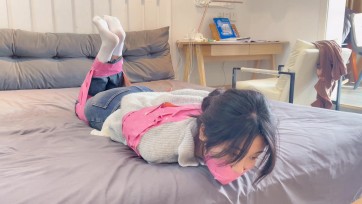 【默示录】【小丹】粉色胶带，与白袜更配哦~