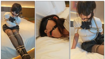 【伊伊的秘密花园】黑丝jk学生妹伊伊脱缚挑战记第一集