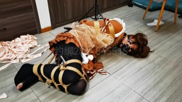 【我一定会回来的】逃脱失败超狠鞭刑强制高潮