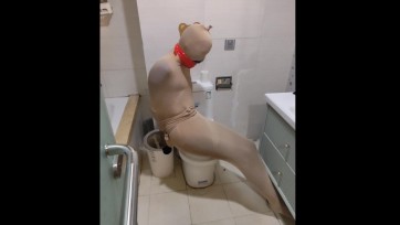 【邪恶右手】丝袜全包木乃伊放置四小时，中间换了集中嘟嘴方式