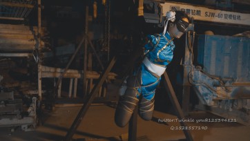 【绿帽学院】仓库捆绑春丽 人棍春丽 COSPLAY 忙完打磨下场景+灯光