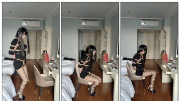 【鸽】被绑起来放置的漂亮黑丝小男娘2