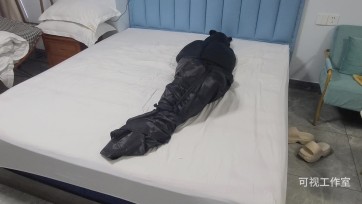 【可视】路边搭讪的人妻寻求刺激 黑色全包束缚挣脱挑战 趁机摸乃 人妻爽上天