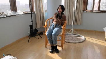 【JS】【雨晨】《入室劫案9》女孩家中被劫/驷马捆绑/脏棉袜/臭丝袜塞嘴