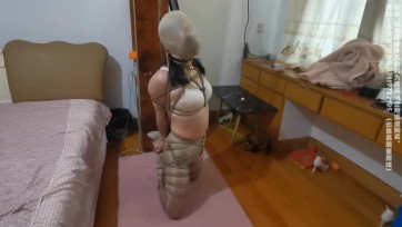 【我的媳妇】196弹、来着神秘药剂的魅力满屋骚气挡不住、严厉的立驷马+五层丝袜套头外加乳胶头套子夕、连续多次强高