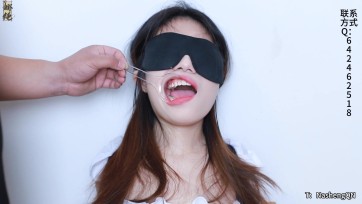 【娜绳工作室】【青柠】这位潜伏在敌后的特工，不幸地因为同伴的背叛而遭到了逮捕束缚在椅子上
